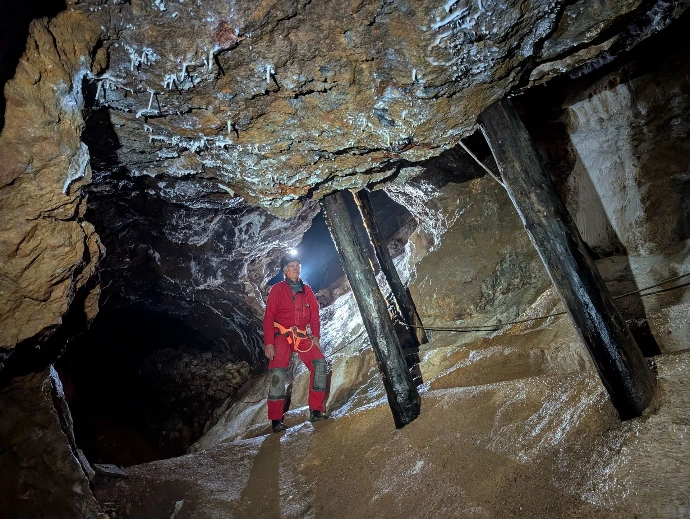 Une salle de la mine de Mésage